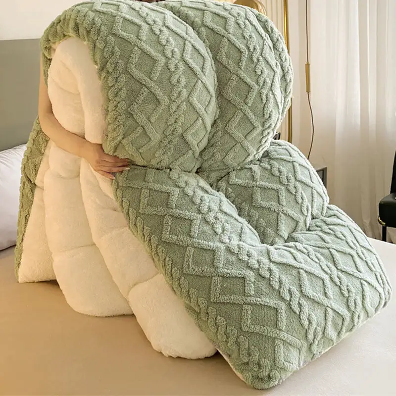 Sherpa Fleece Comforter Quilt With Reversible Diamond Detail