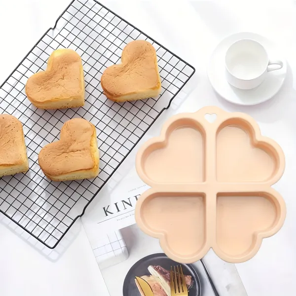 Clover Heart Cake Mold
