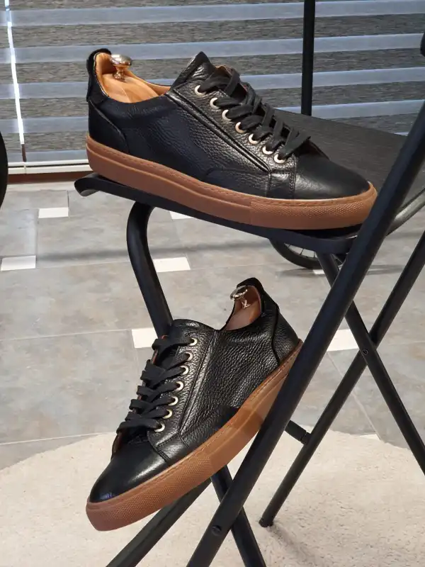 Modern Classic Low-Top Sneakers