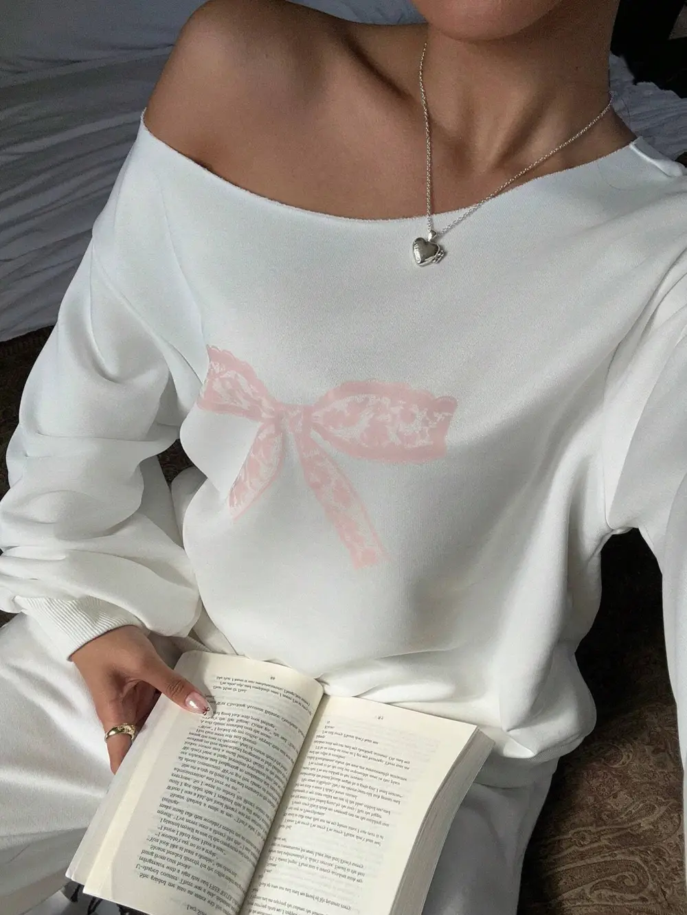 Women Bow Graphic Relaxed Fit Lace Detail Sweatshirt