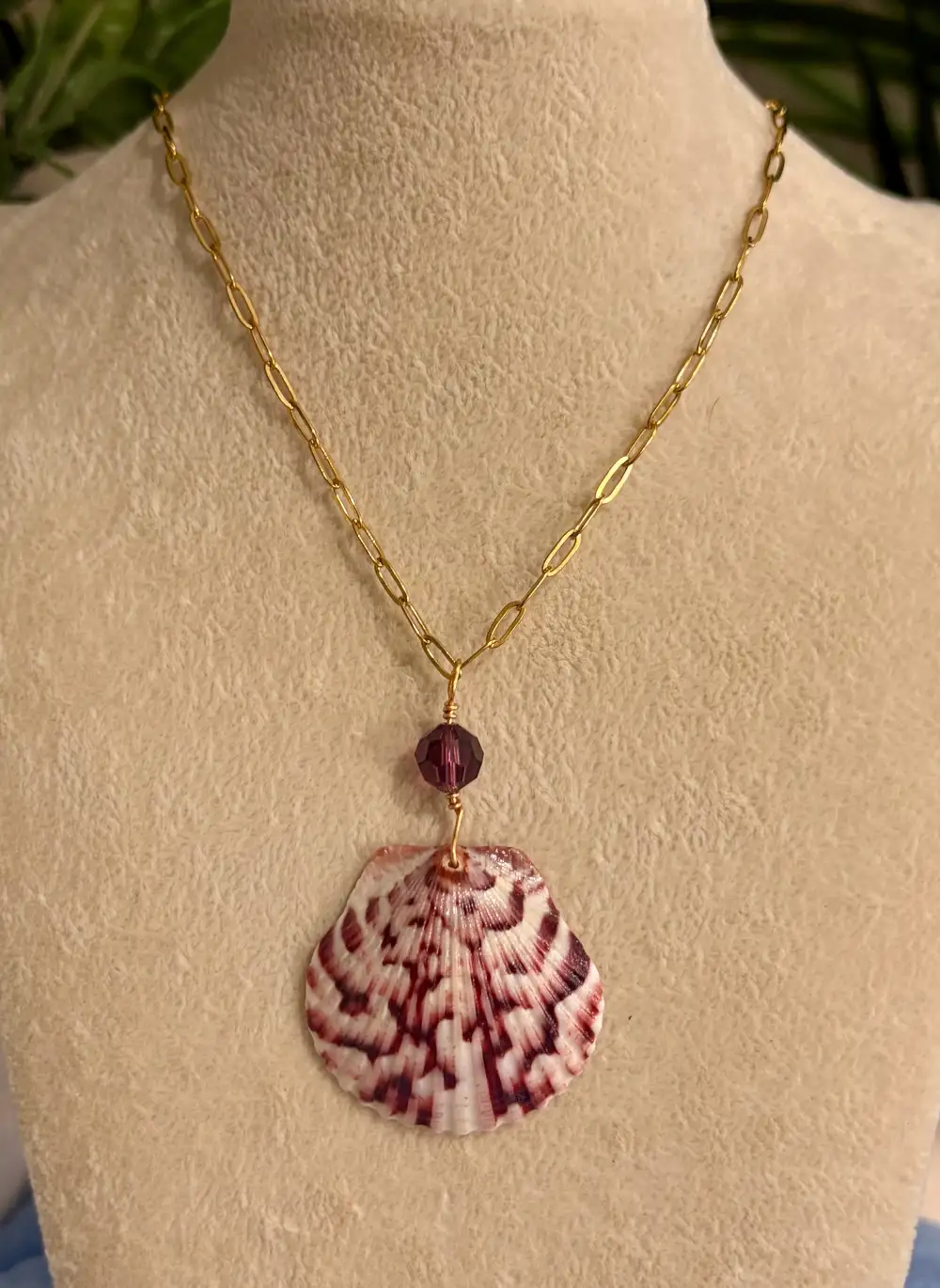 Sparkling Calico Shell Necklace