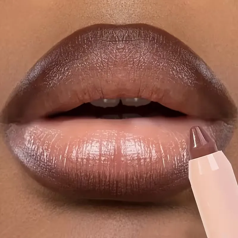 Long-Lasting Brown Lip Pencil