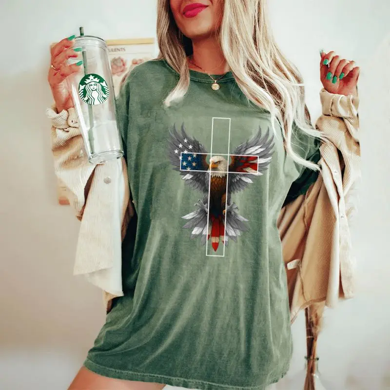 American Flag Eagle Cross Christian 4Th Of July Patriotic Women's Oversized Comfort T-Shirt