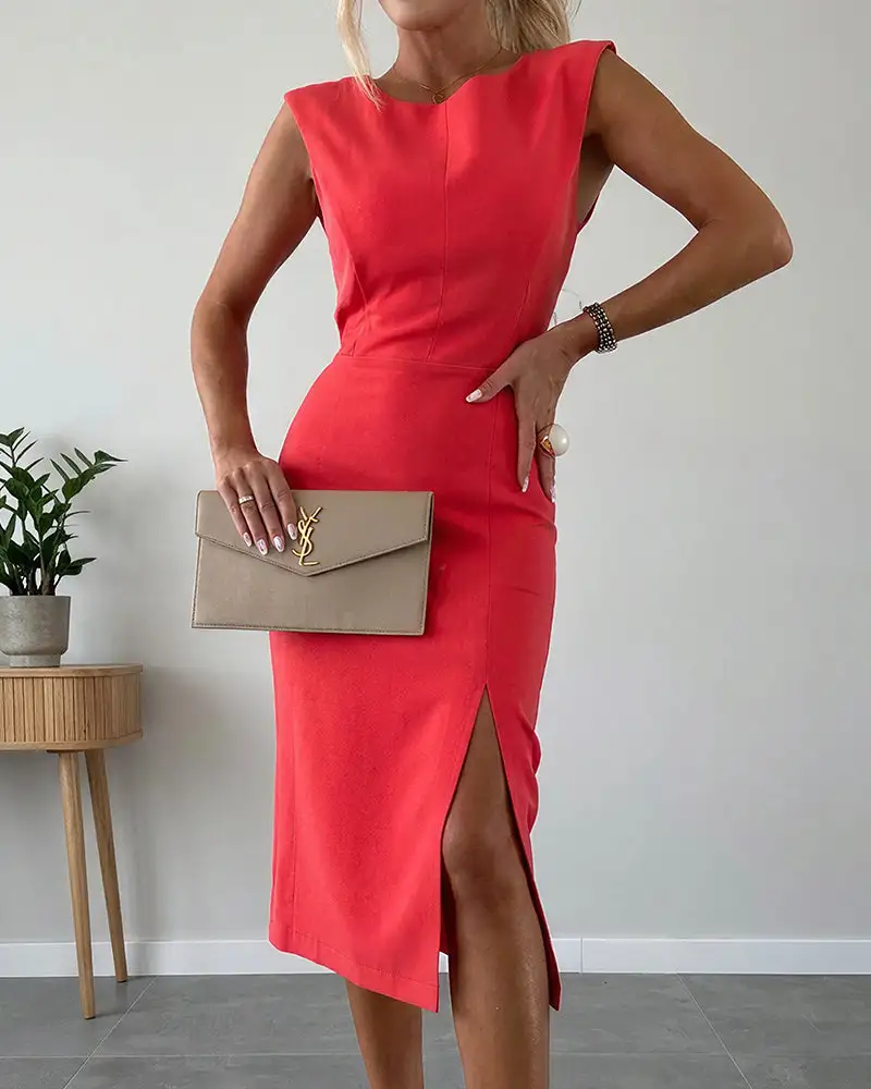 Elegant Sleeveless Slit Tailored Bodycon Fit Midi Dress