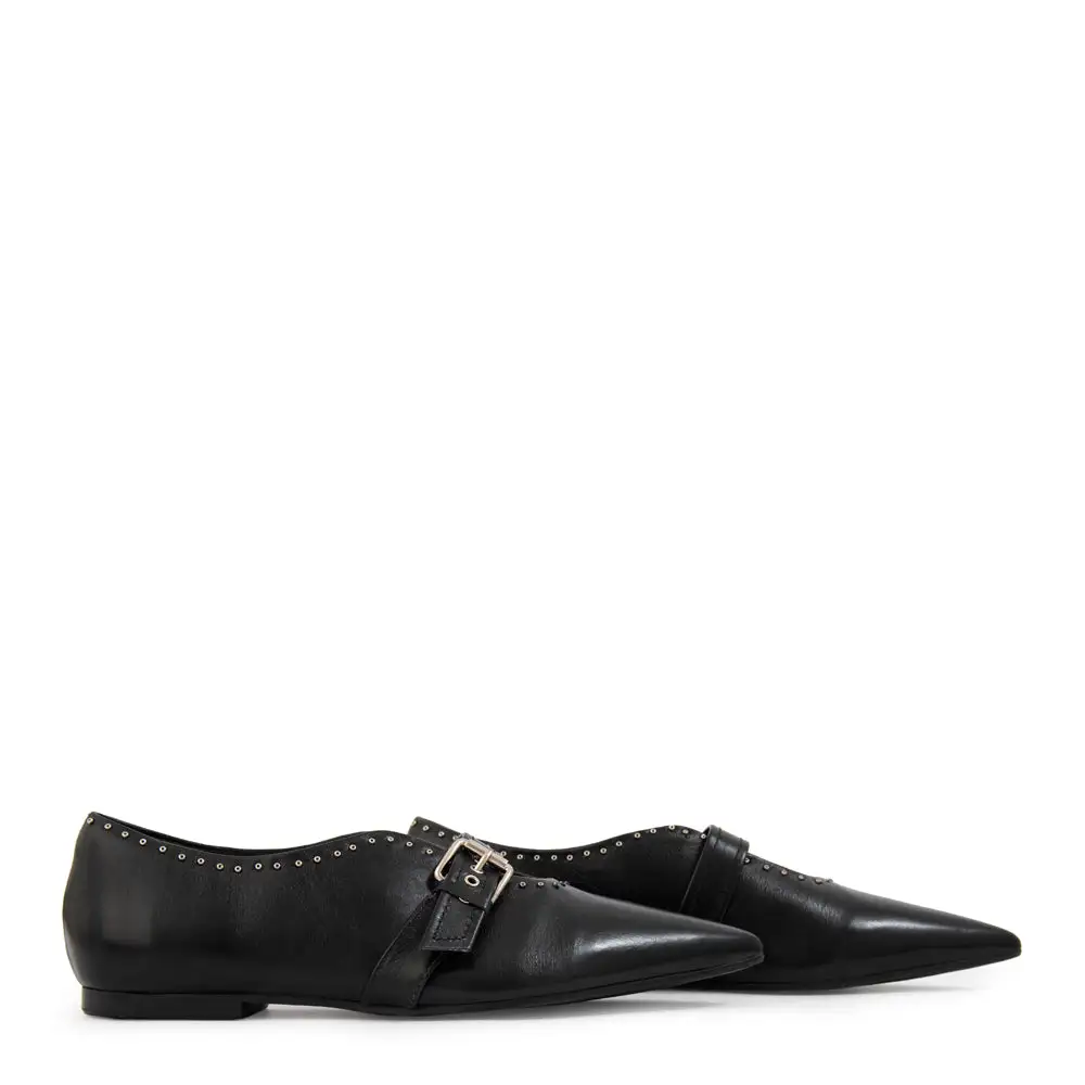 Pointed Toe Buckle Detail Flats