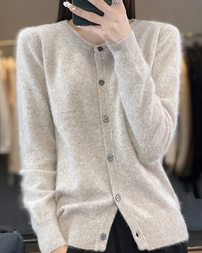 Classic Mink-Cashmere Cashmere Button-Front Crew-Neck Cardigan