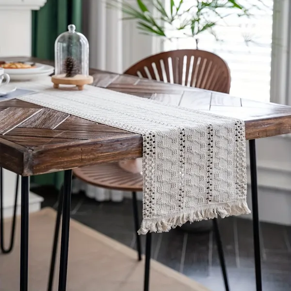 Rustic Farmhouse Table Runner