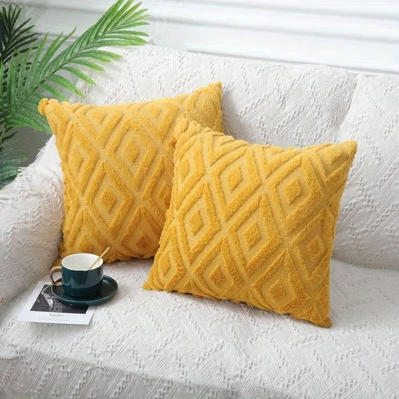2 Pcs Diamond Pattern Plush Cushion