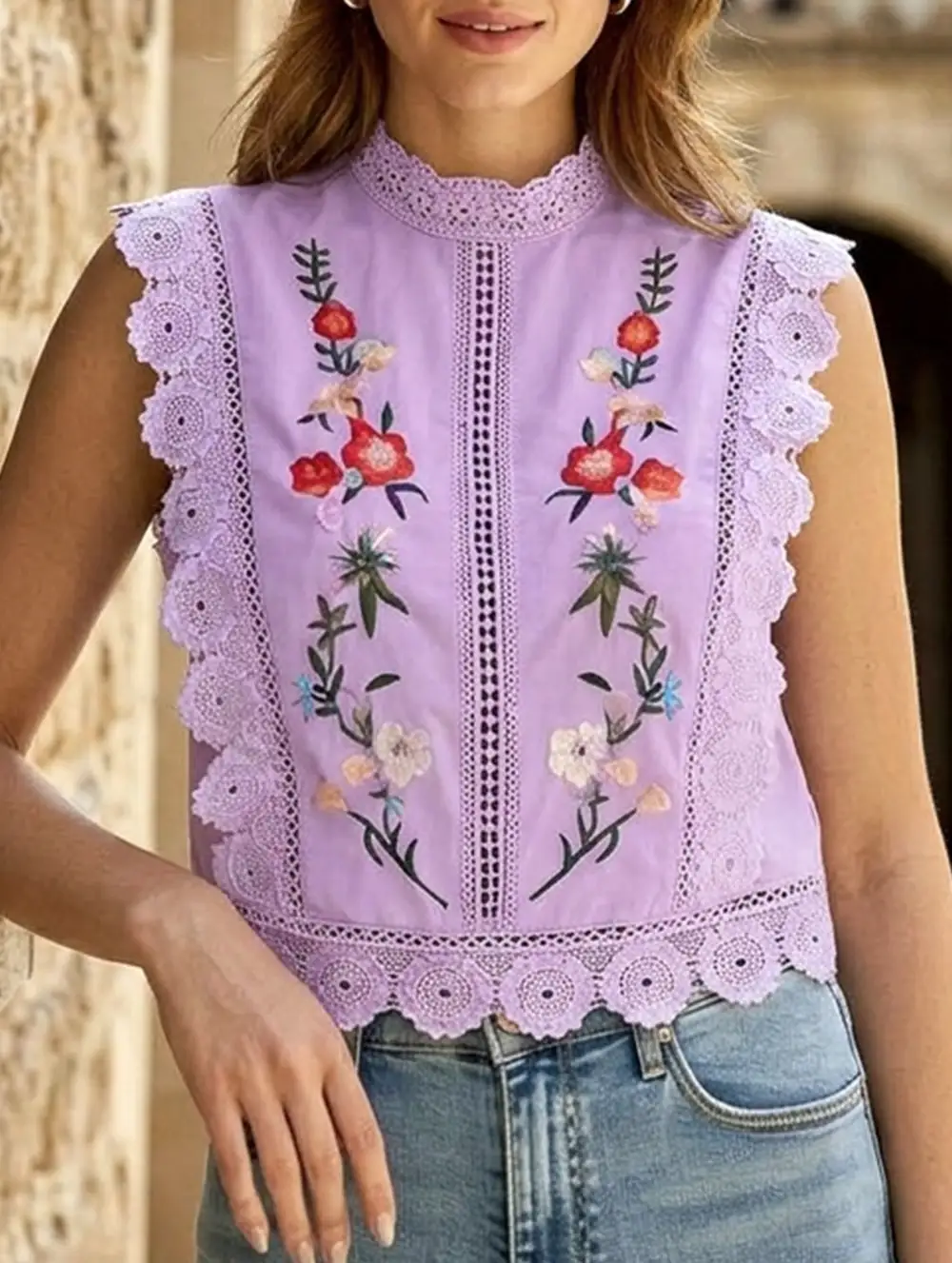Lace Embroidered Sleeveless Blouse