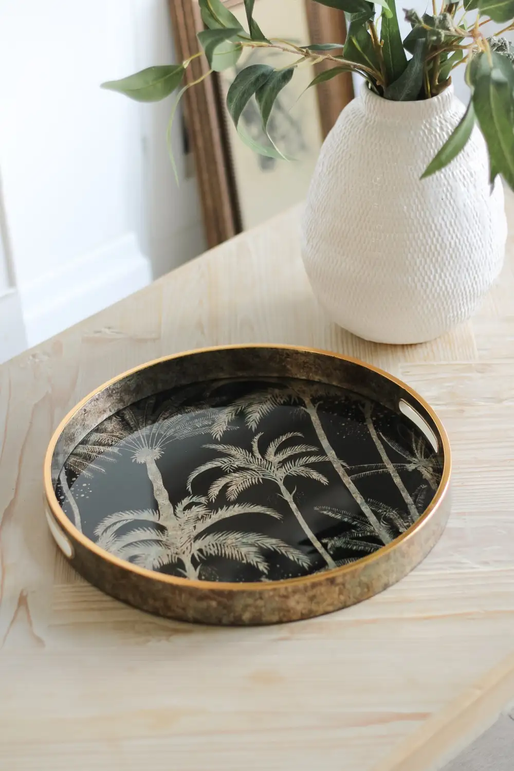 Antique Palm Tree Round Tray