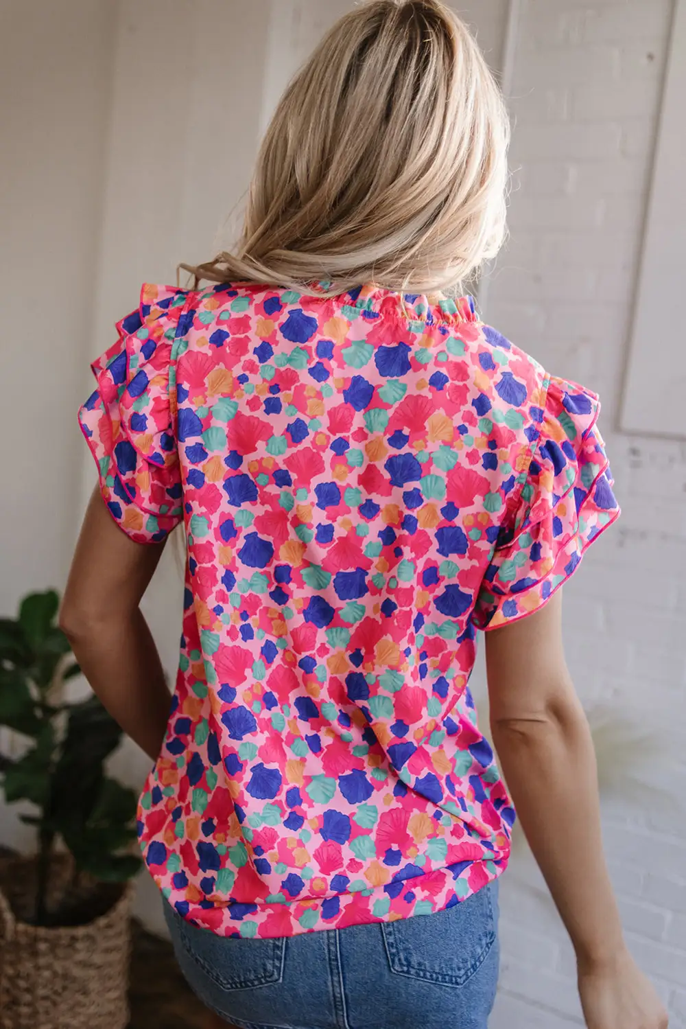 Everyday Abstract Print Ruffled V-Neck Blouse