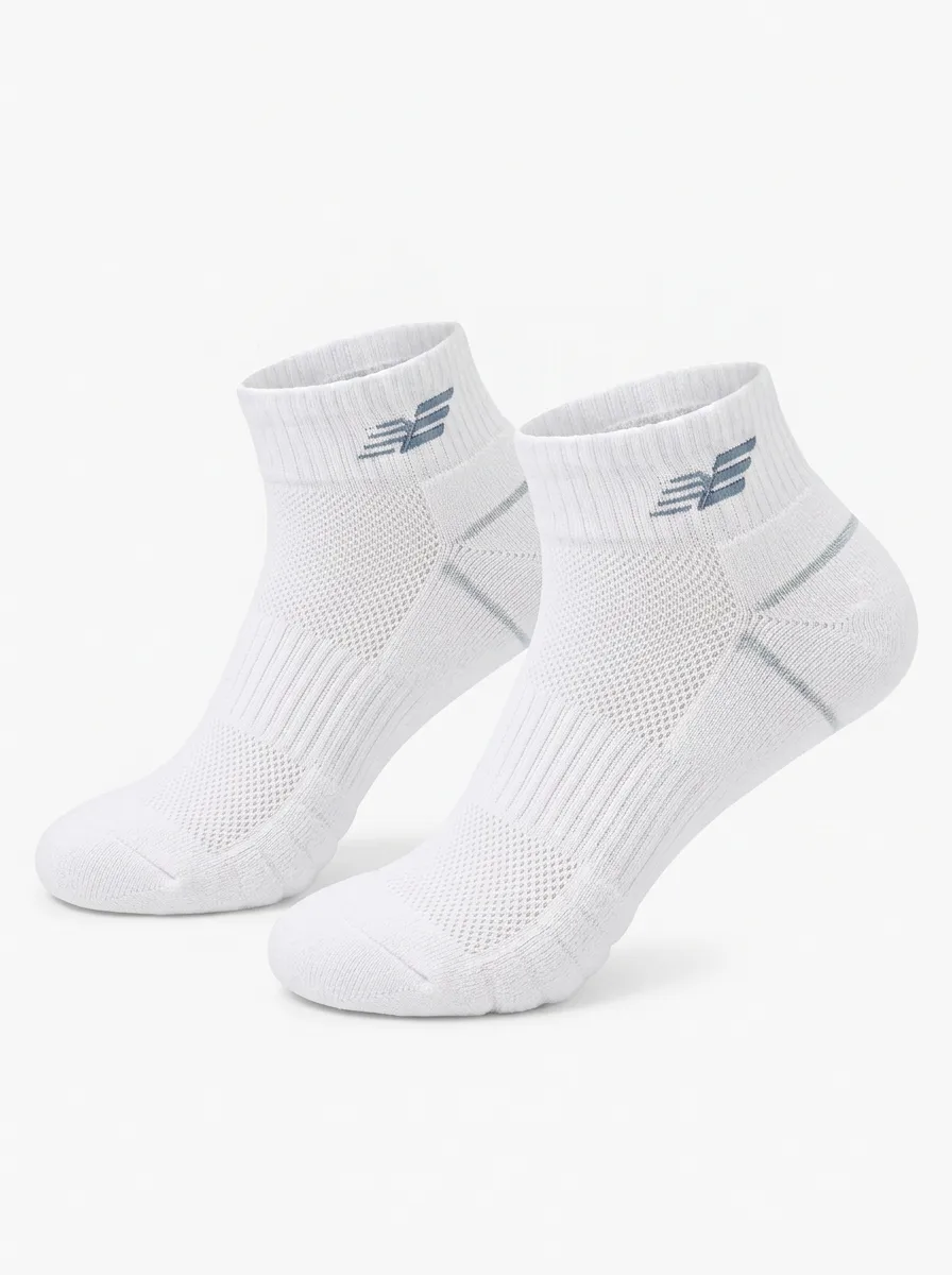 White Scenic Sport Graphic Sport Ankle Socks