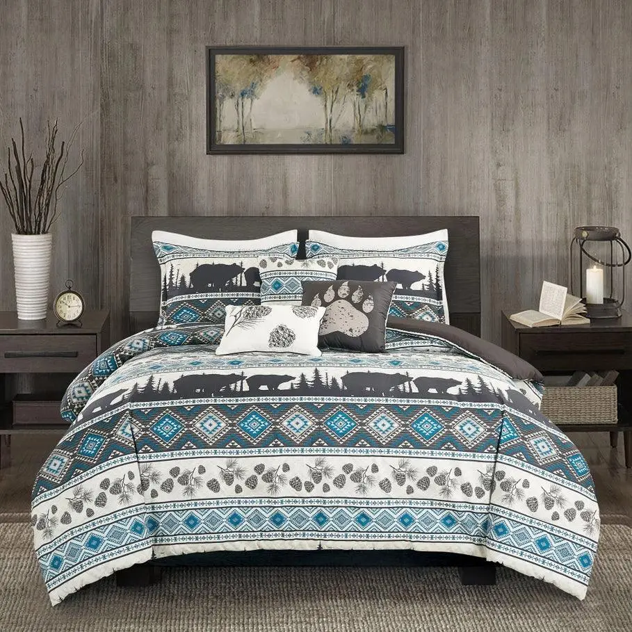 Animal Motif Pine Motif Comforter Set