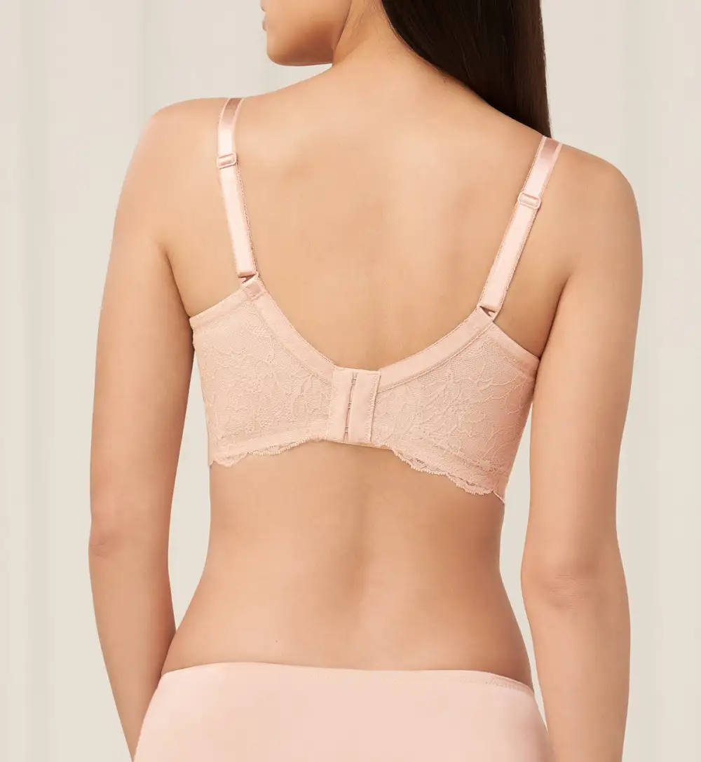 Women's Smooth-Fit Non-Wired Deep-V Padded Lace Molded Bra