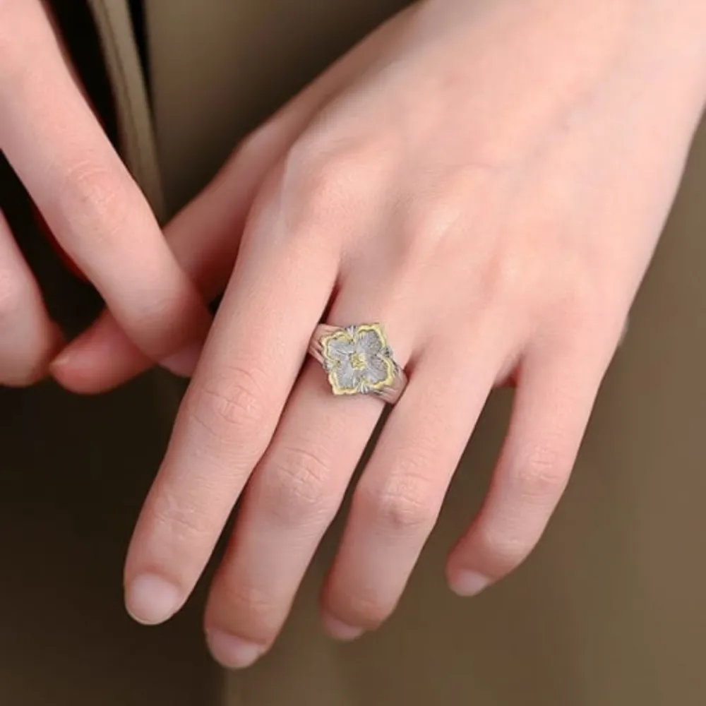 Clover Vintage Band Ring