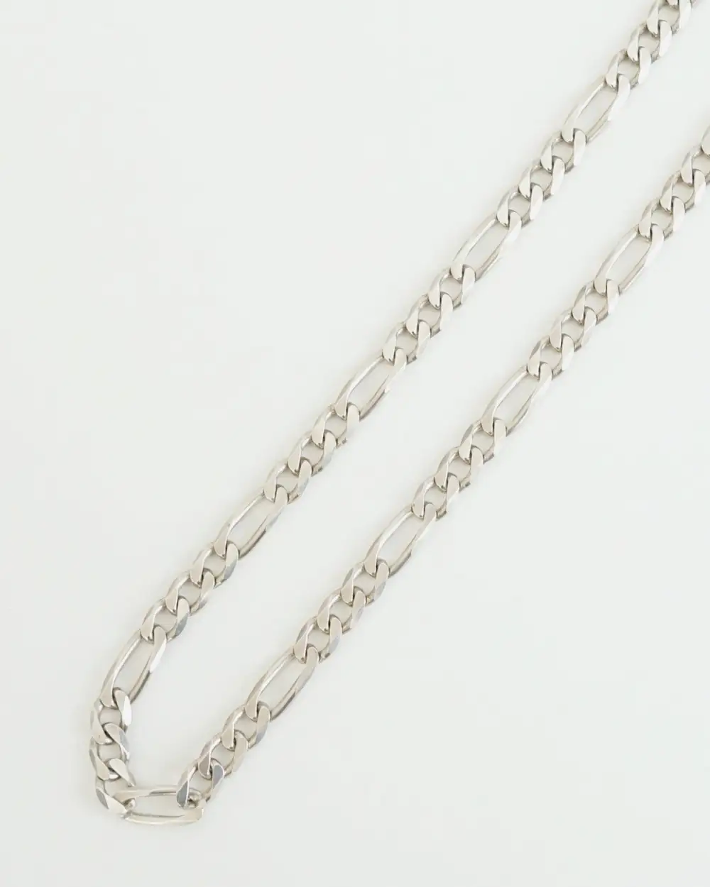 Graceful Chain Necklace