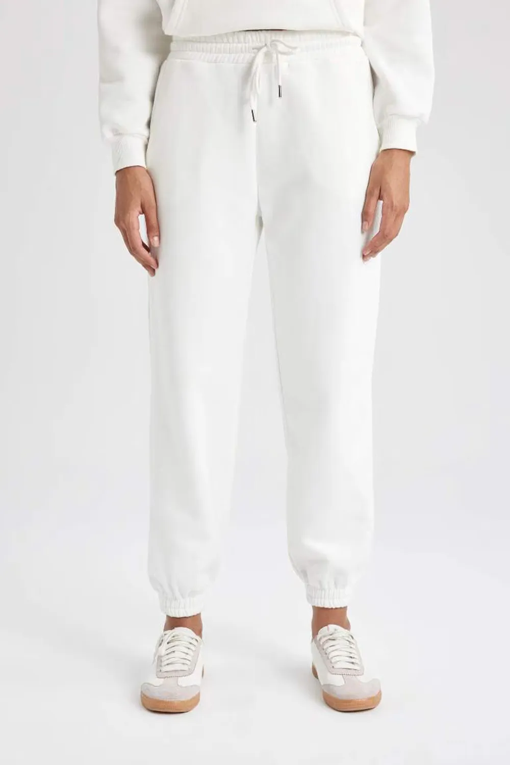 Chic Solid Trousers