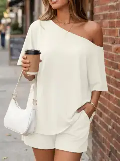 Easygoing Refined Pocketed Top and Shorts Matching Set