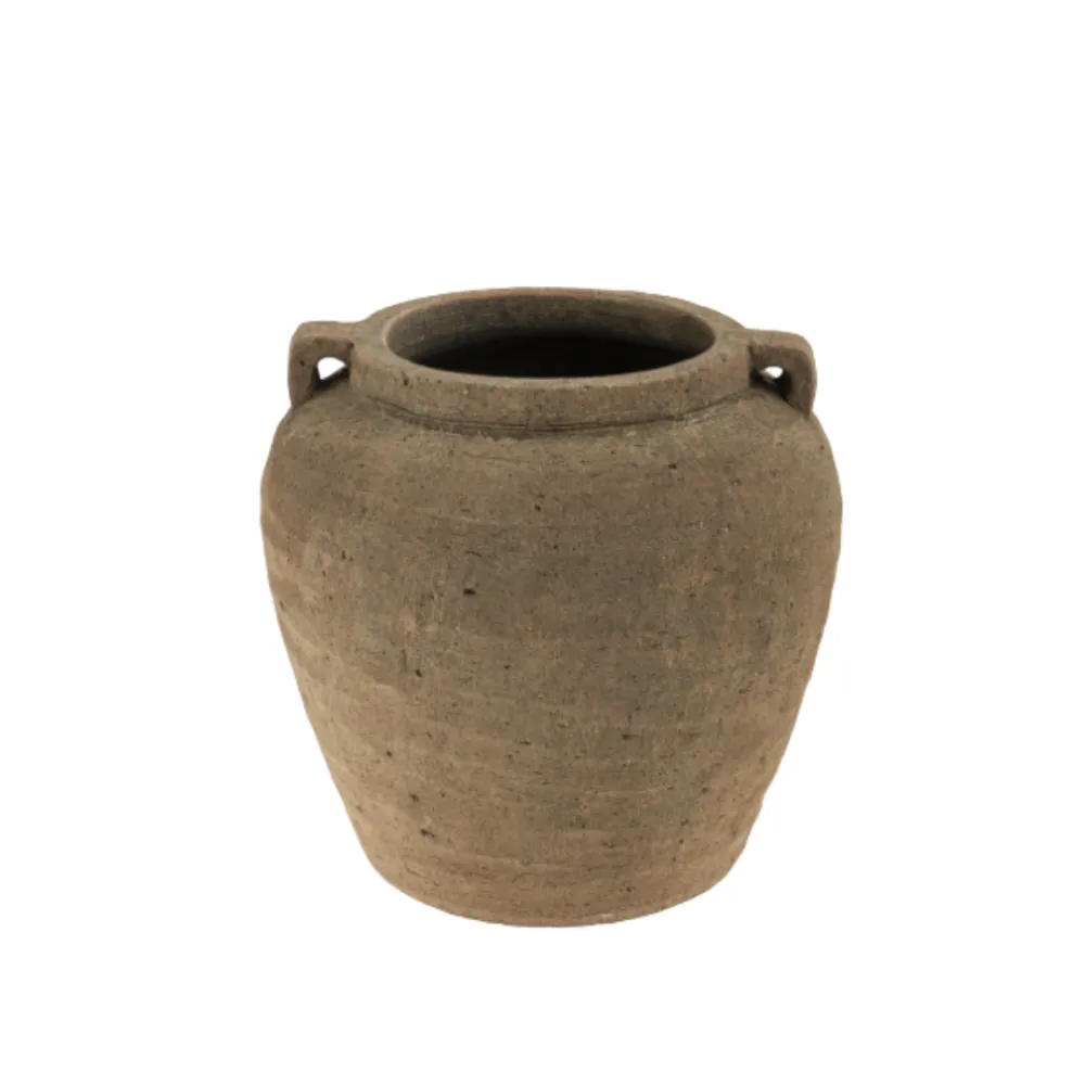 Elevated Refined Decorative Table Vase