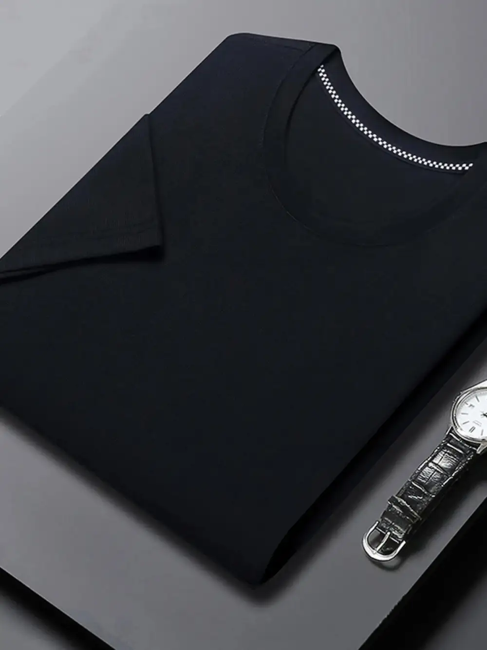 Loose Fit Short Sleeve Crew Neck Tee