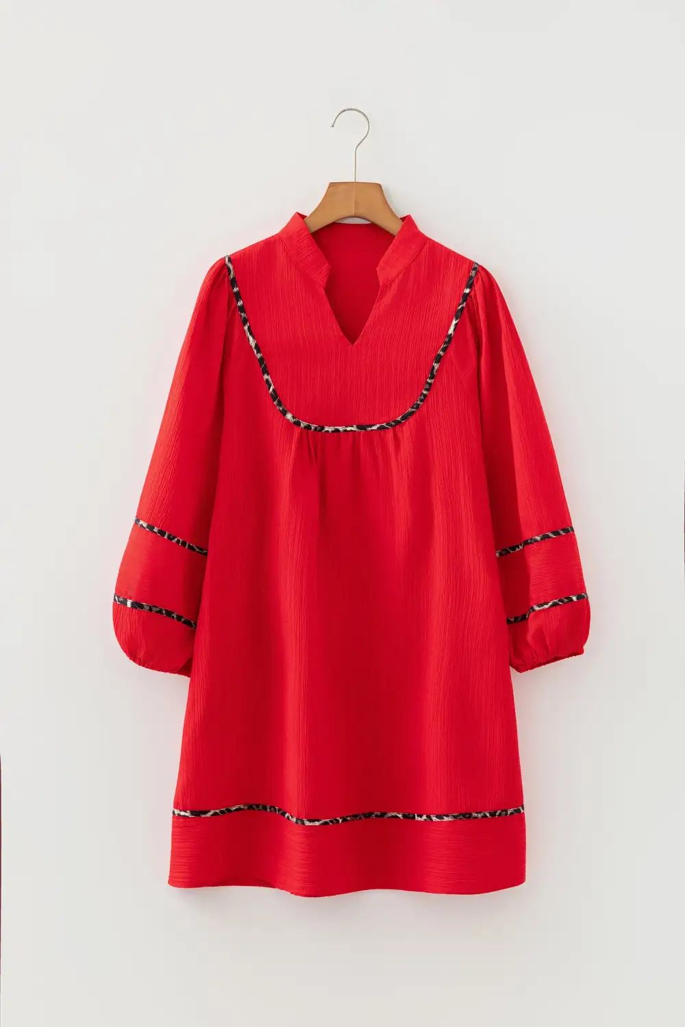 Lightweight Feel Animal Print V Neck Long Sleeve Mini Dress