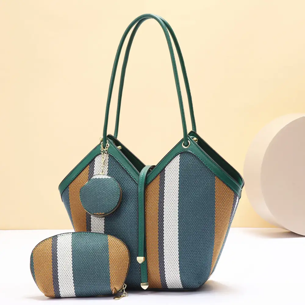 Minimal Roomy Shoulder Bag