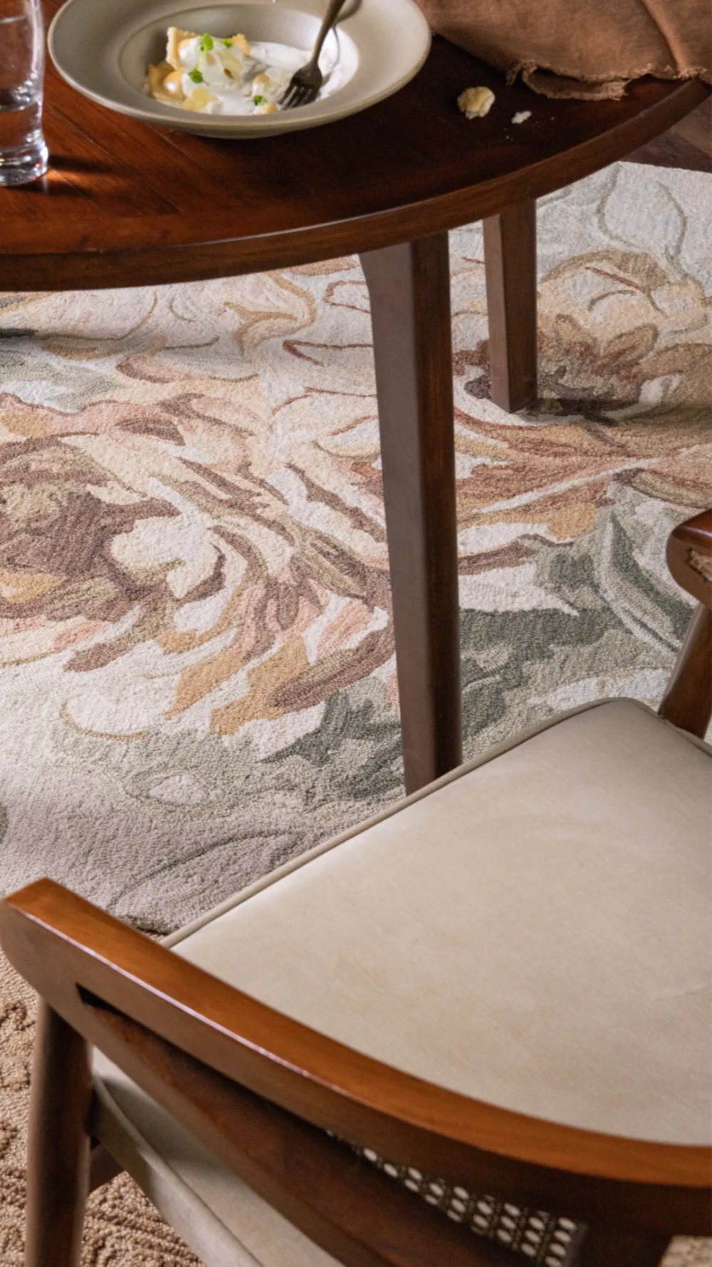 Artisan Weave Hand Tufted Floral Botanical Wool Area Rug