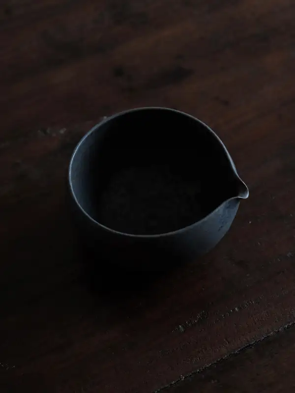 Katakuchi Round Matcha Bowl