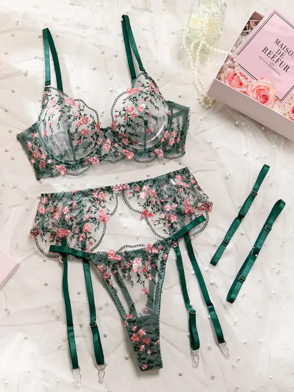 Push-Up Underwire Embroidered Floral-Print Sports Bra