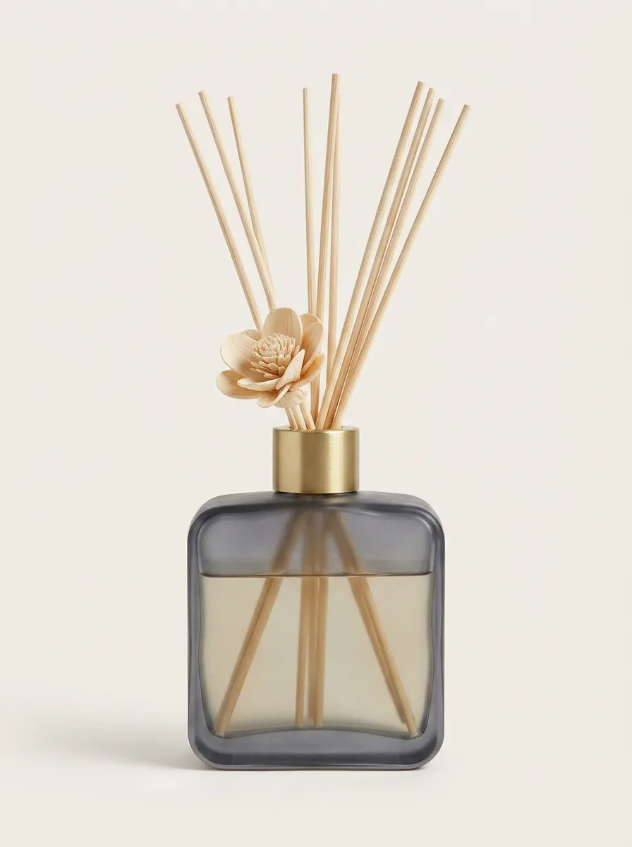 Home Fragrance Reed Diffuser Set Floral Glass Vessel