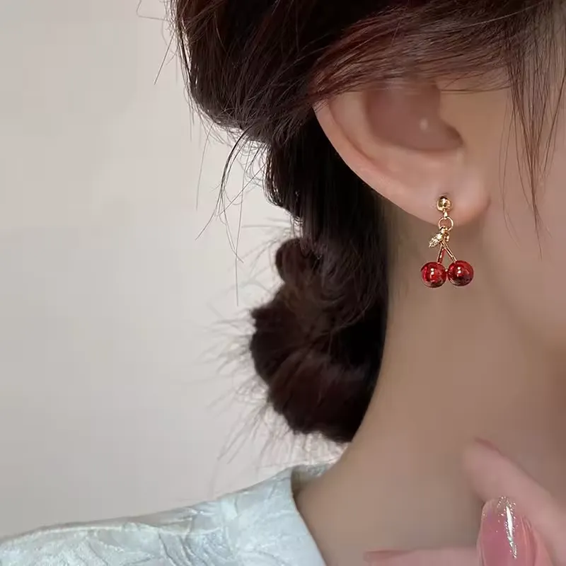 Fashionable wine-red cherry-shaped earrings