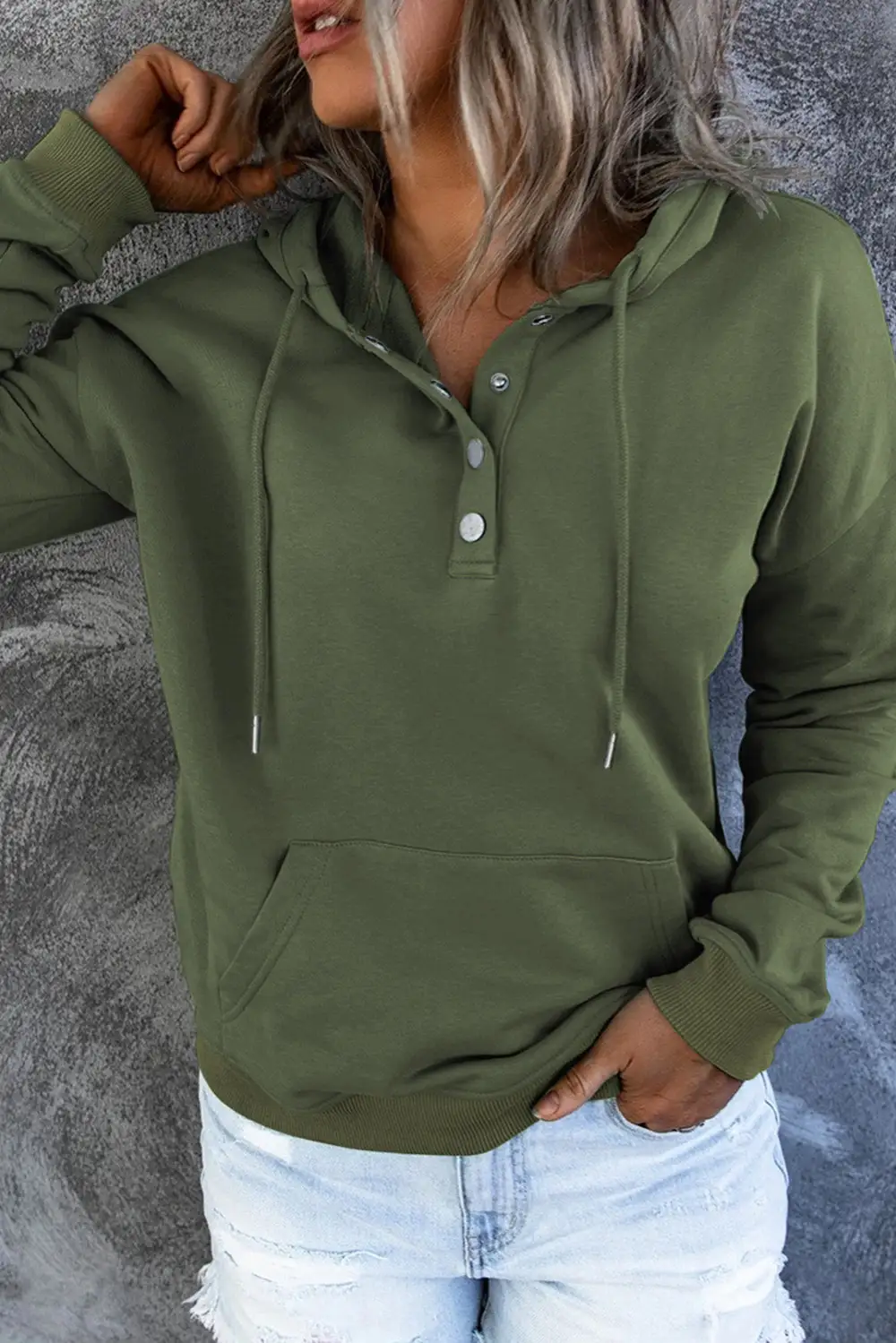 Relaxed Pocketed Long-Sleeve Hoodie