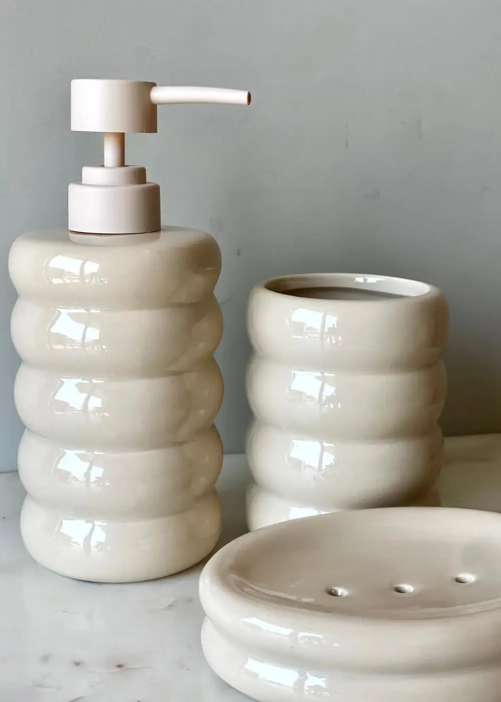 Arc Bathroom Item