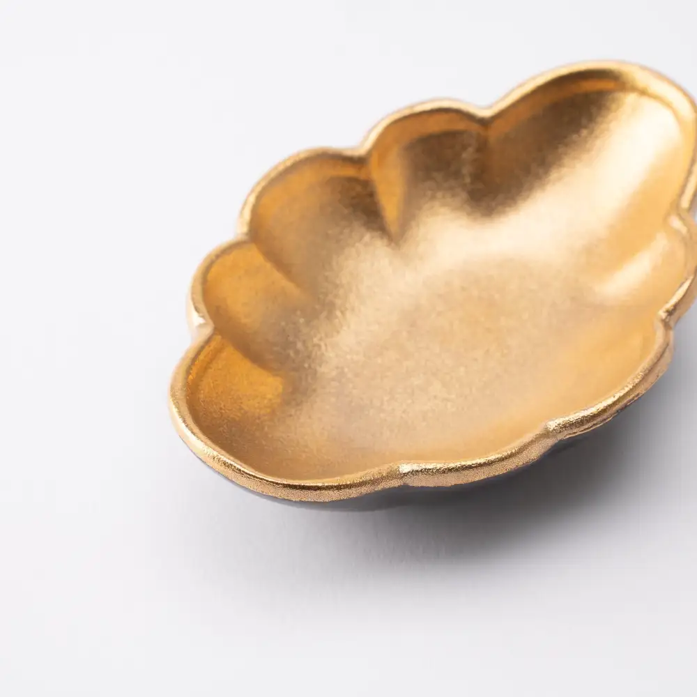 Chrysanthemum Matte Sauce Plate