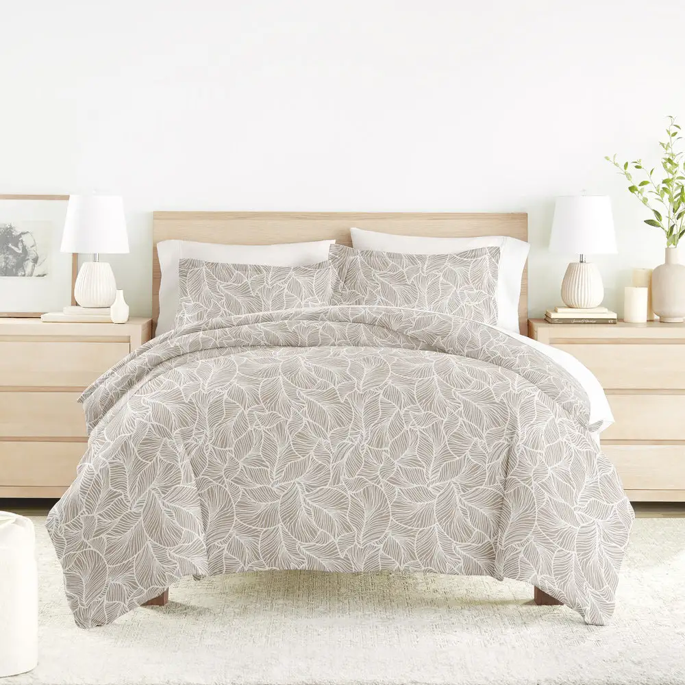 Linear Leaves Pattern Duvet Cover Set