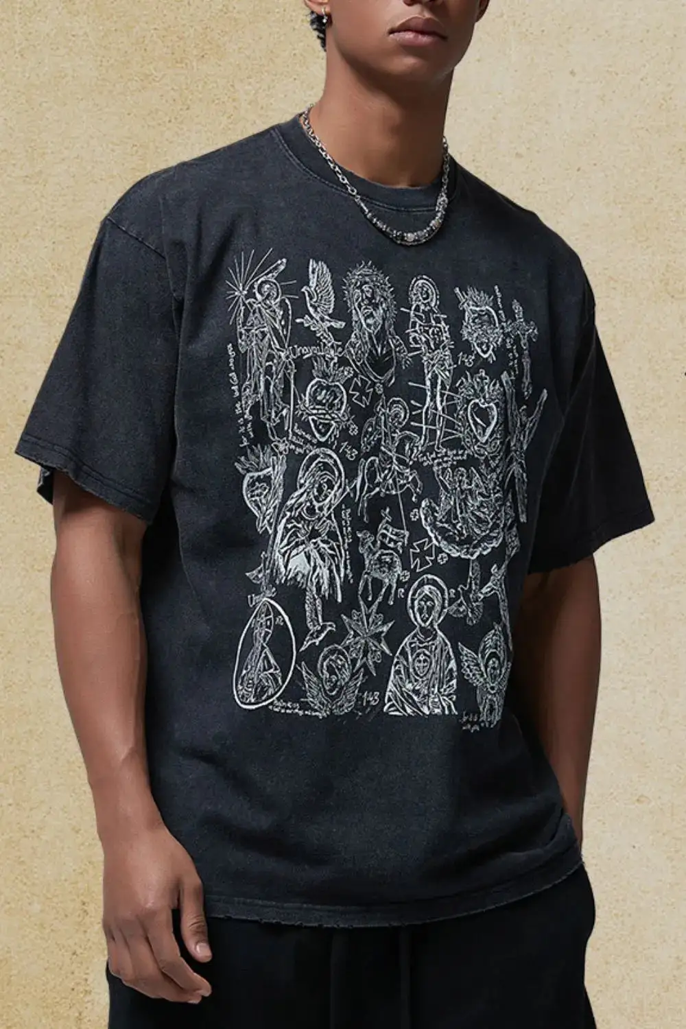 Pocket Detail Graphic Crew Neck Half Sleeve Tee