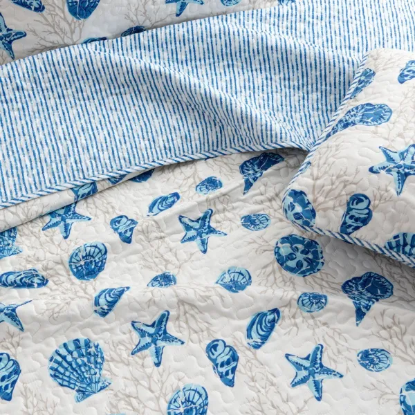 Elegant Coastal Quilt Bedding Set