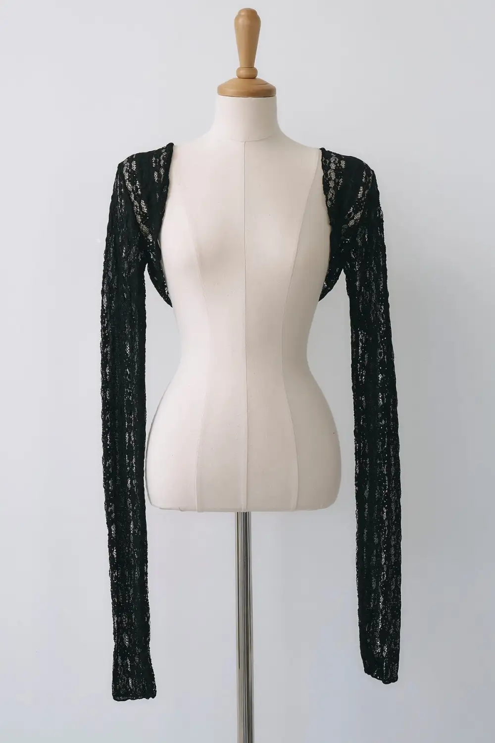 Lace Cropped Shrug Cardi