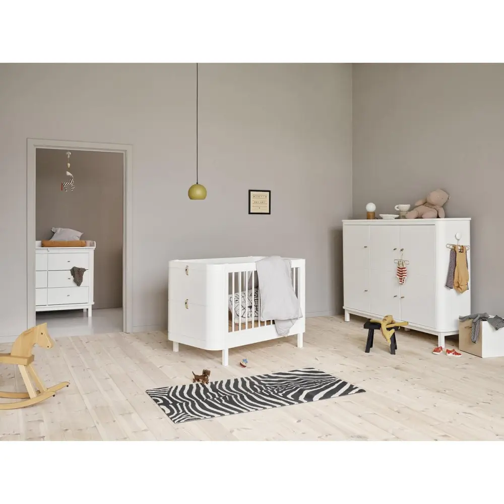 Classic Cot Bed