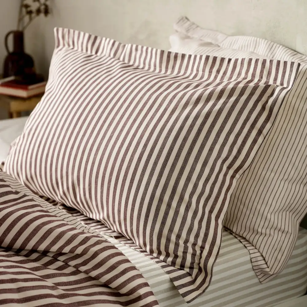Relaxed Bedroom Reversible Stripe Cotton Duvet Cover Set