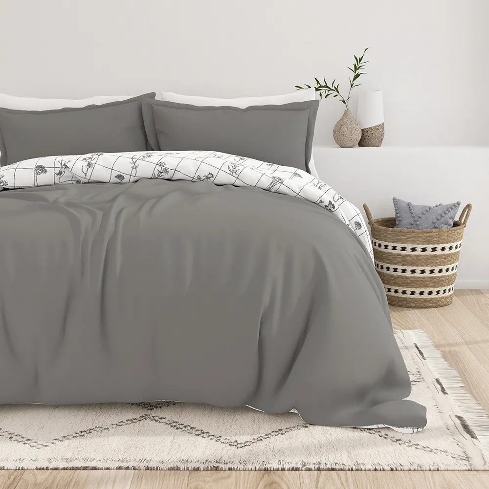 Flower Field Pattern Reversible Duvet Cover Set