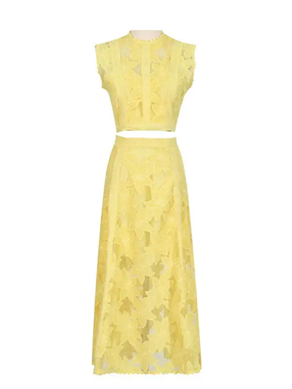 Modern Round Neck Sleeveless Detail Coordinated Set