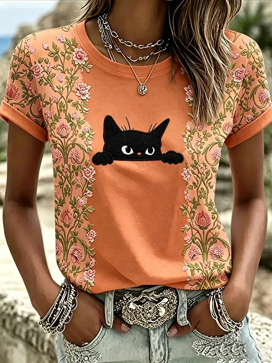 Women's Black Cat & Floral Art Casual Short Sleeve T-shirt