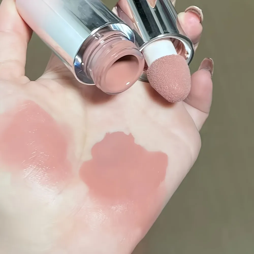 Long-Lasting Liquid Blush