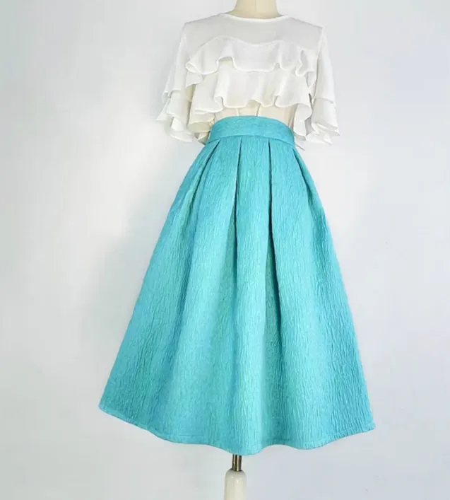 Clean Light Everyday Casual Skirt