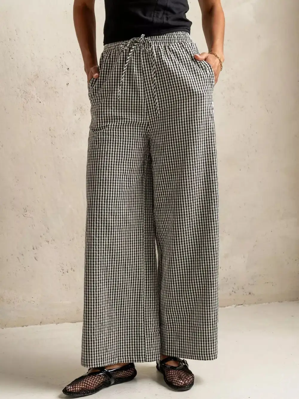 Wide Leg Gingham Drawstring Pocketed Pants