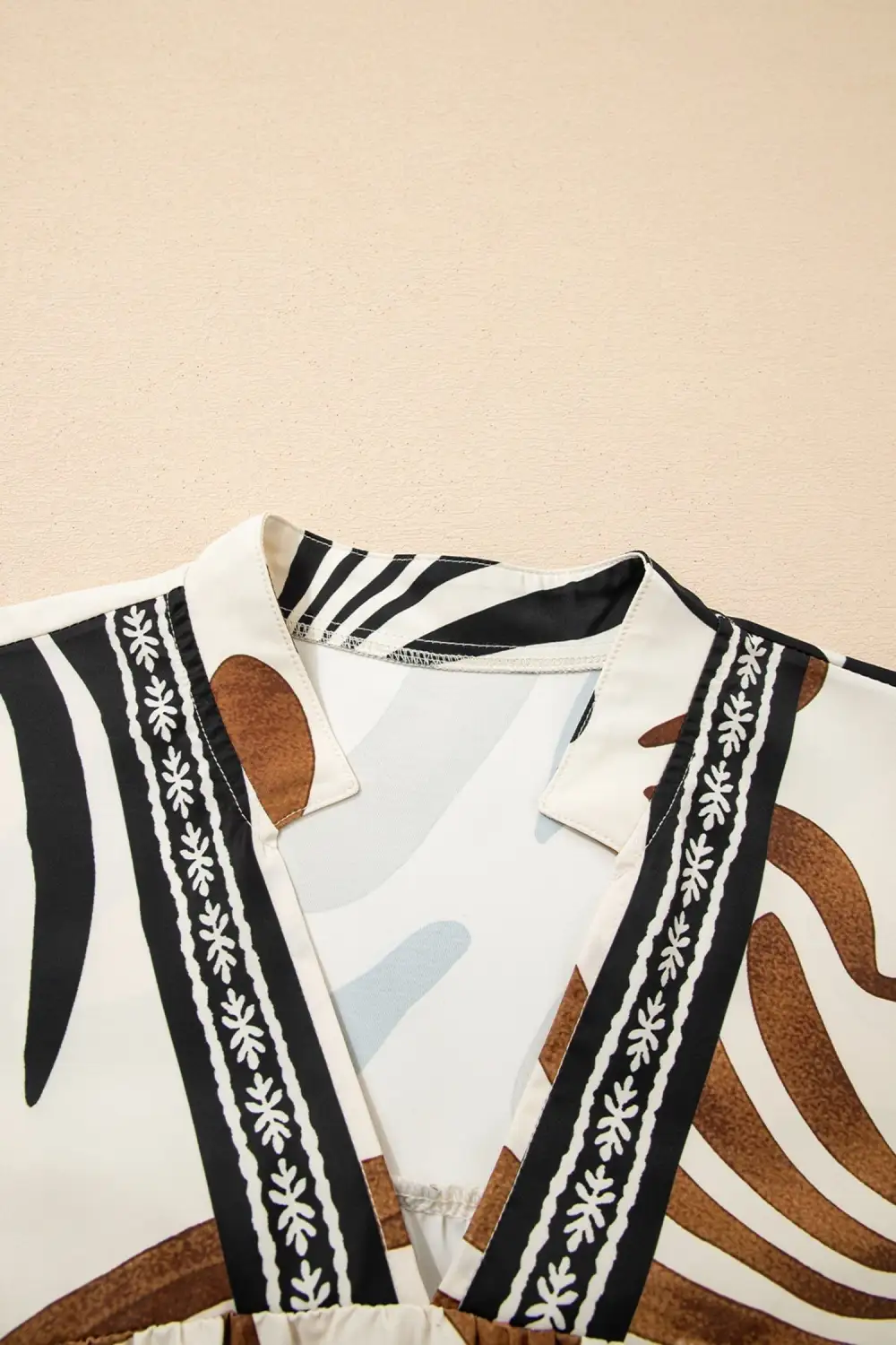 Abstract Print Patchwork Puff Sleeve Blouse