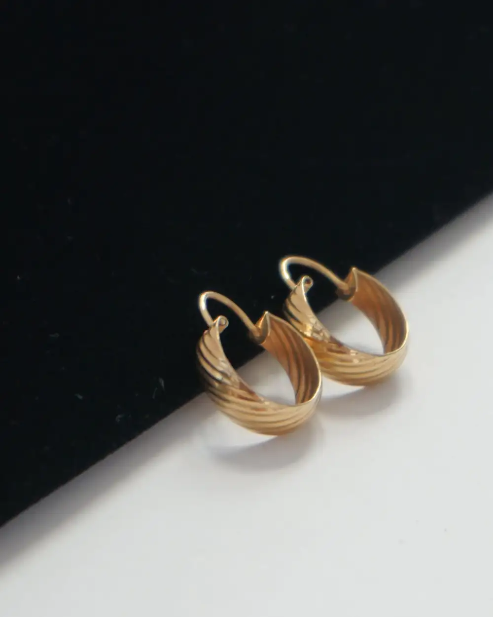 Refined Timeless Hoop Earrings