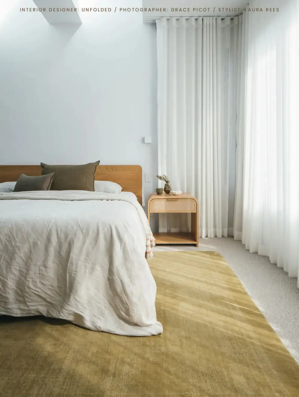 Wool Vintage Contemporary Layered Area Rug