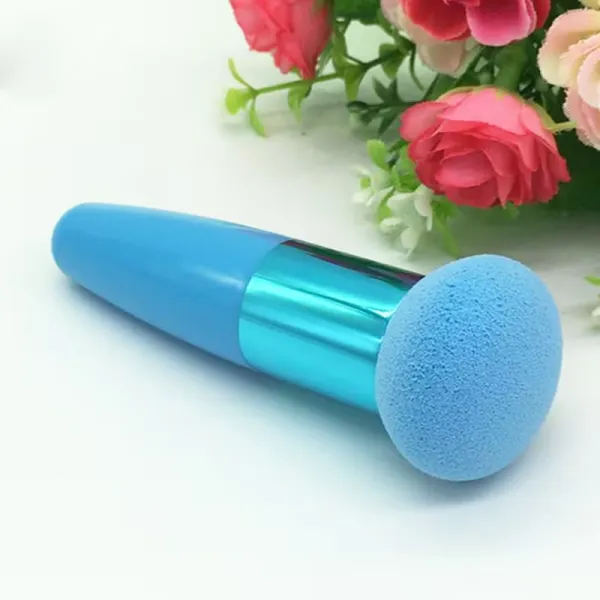Blending Puff Brush with Handle